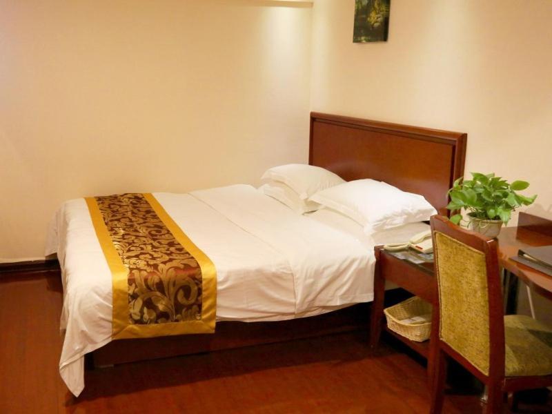 Greentree Inn Guiyang Court Street West Zhongshan Road Subway Station Business Hotel Guiyang (Guizhou) Exterior foto