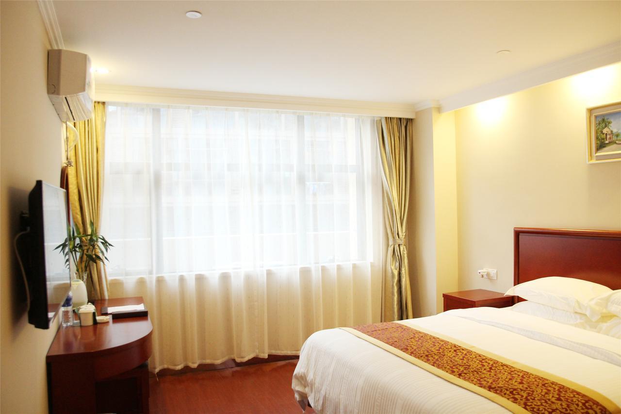 Greentree Inn Guiyang Court Street West Zhongshan Road Subway Station Business Hotel Guiyang (Guizhou) Exterior foto