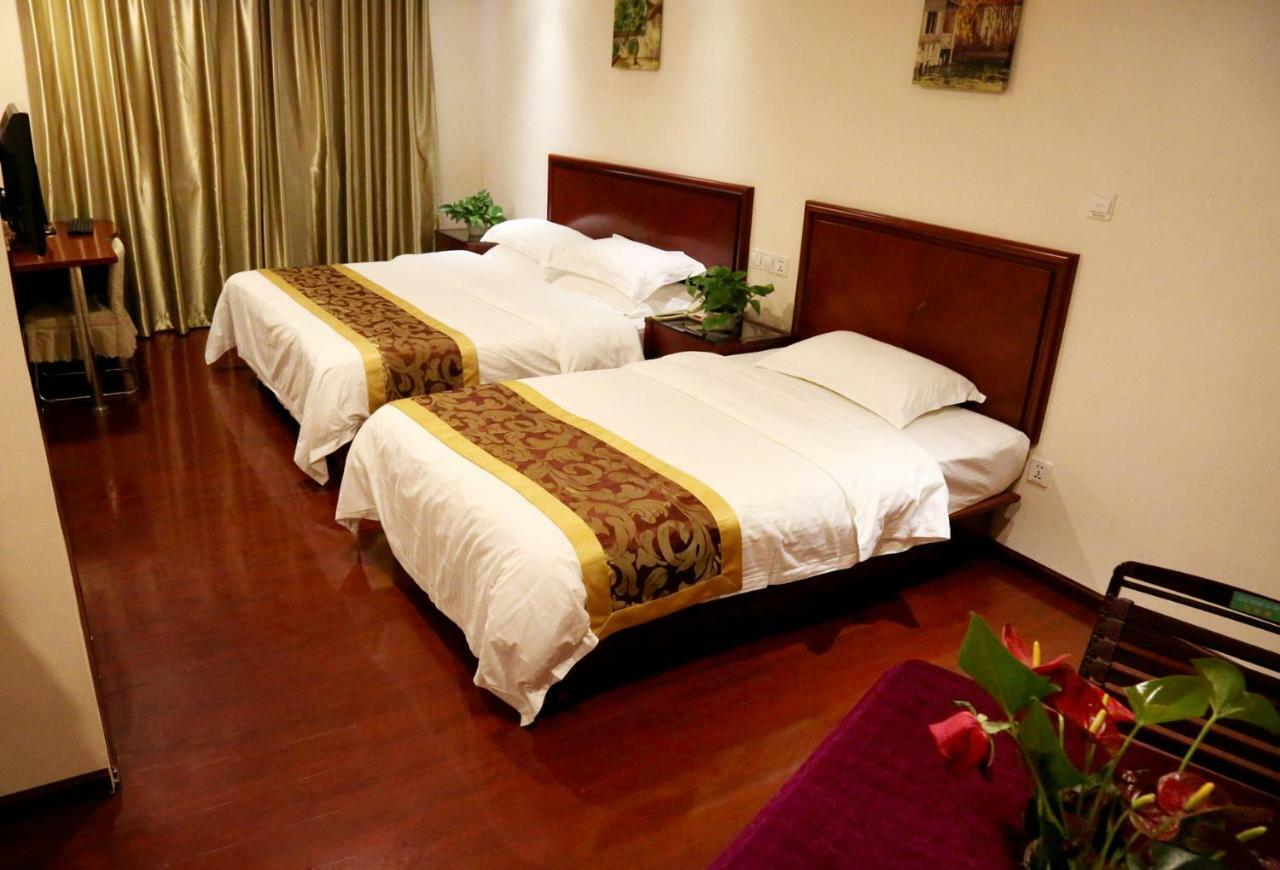 Greentree Inn Guiyang Court Street West Zhongshan Road Subway Station Business Hotel Guiyang (Guizhou) Exterior foto