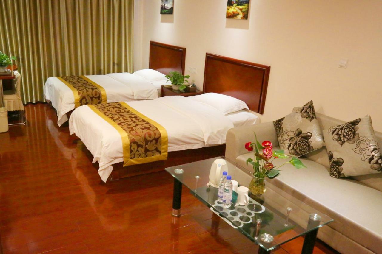 Greentree Inn Guiyang Court Street West Zhongshan Road Subway Station Business Hotel Guiyang (Guizhou) Exterior foto