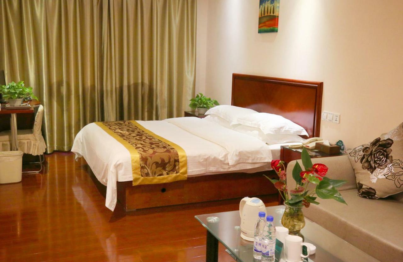 Greentree Inn Guiyang Court Street West Zhongshan Road Subway Station Business Hotel Guiyang (Guizhou) Exterior foto