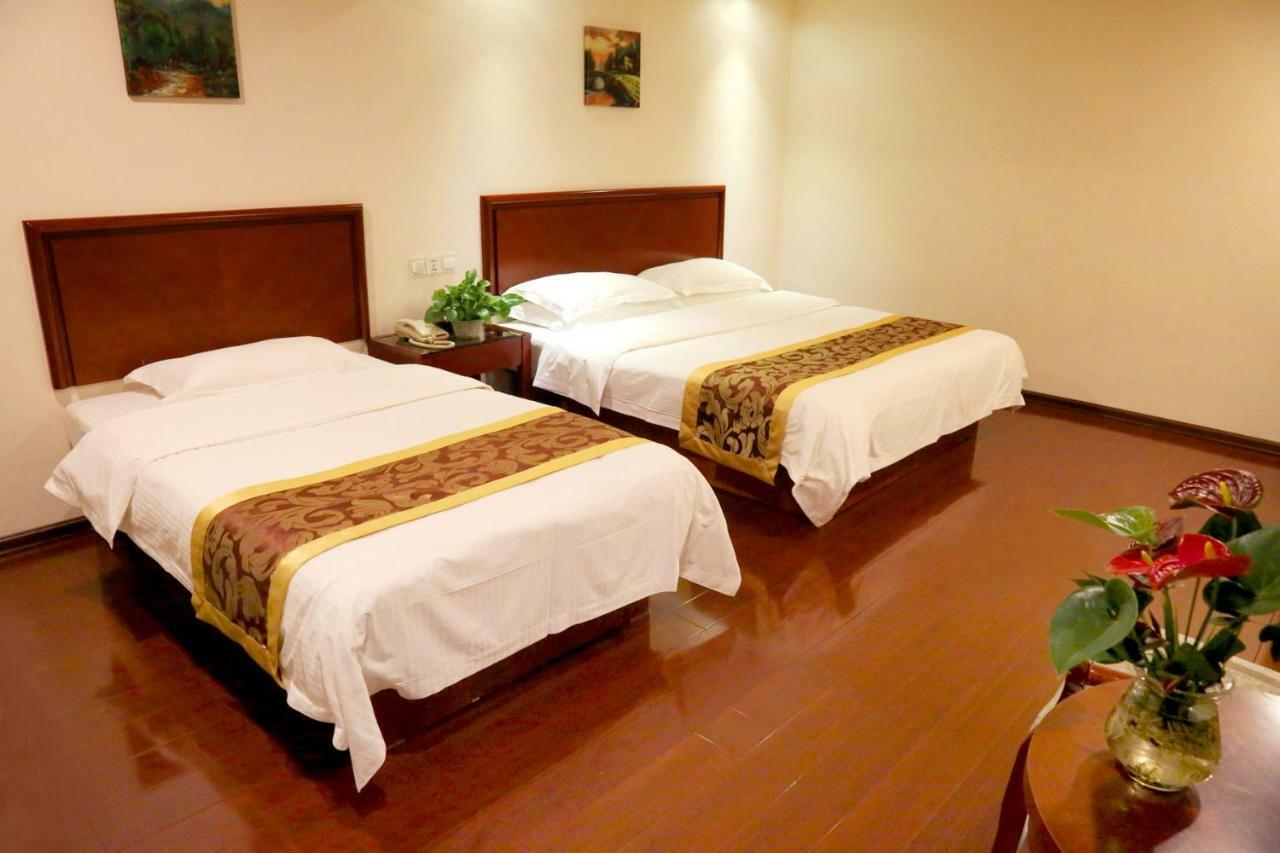 Greentree Inn Guiyang Court Street West Zhongshan Road Subway Station Business Hotel Guiyang (Guizhou) Exterior foto